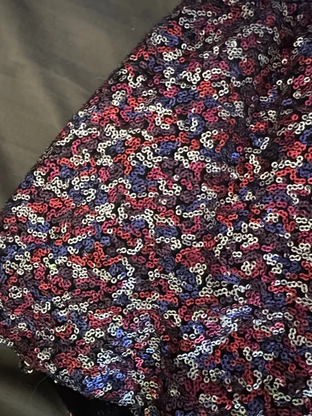 GAP Black Skirt with Pink, Purple and Blue Sequins / AA39